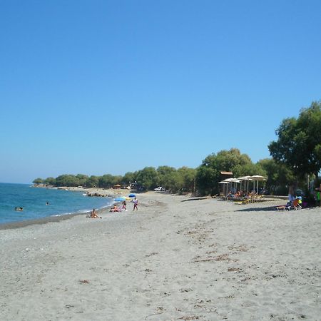 Villa Rita Apartments A Tavronitis Exteriör bild