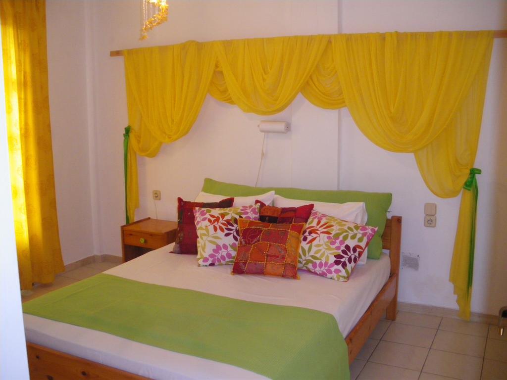 Villa Rita Apartments A Tavronitis Rum bild