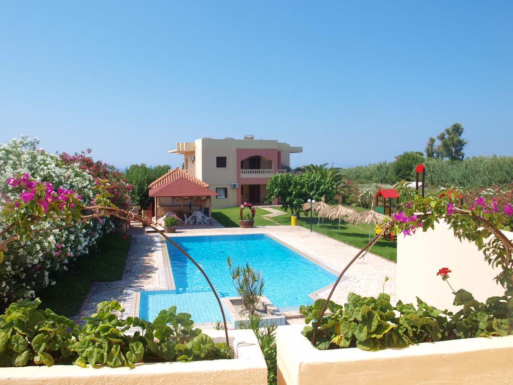 Villa Rita Apartments A Tavronitis Exteriör bild
