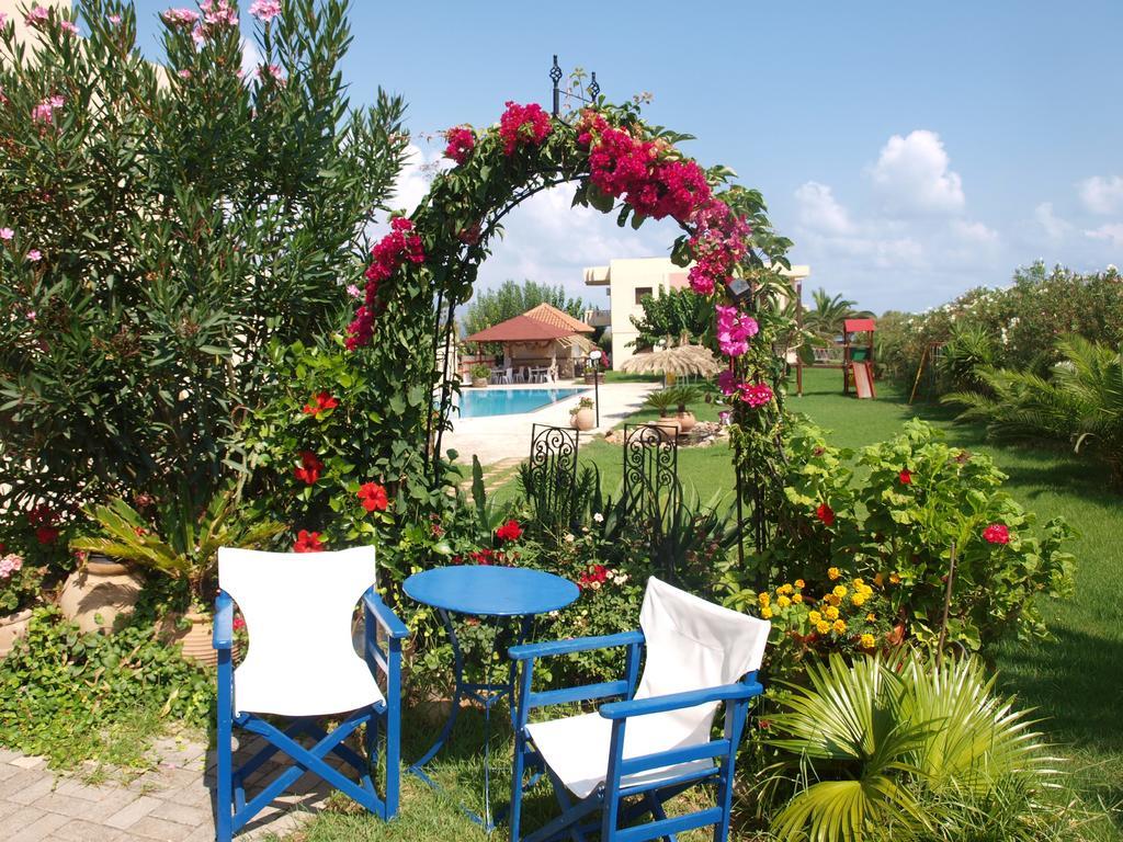 Villa Rita Apartments A Tavronitis Exteriör bild