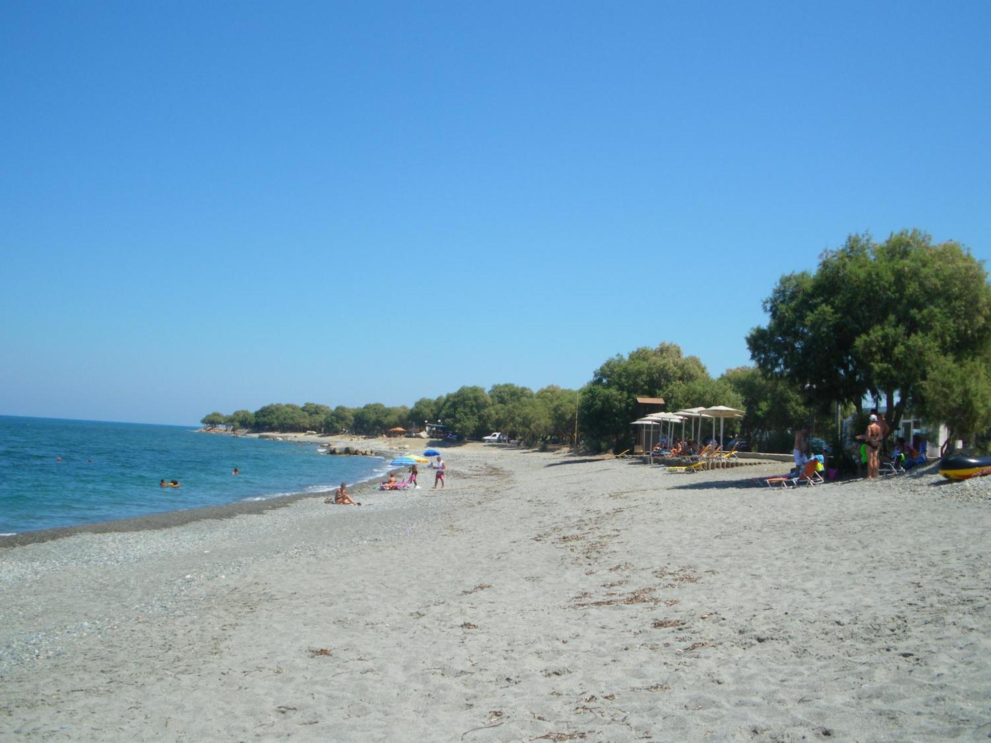 Villa Rita Apartments A Tavronitis Exteriör bild