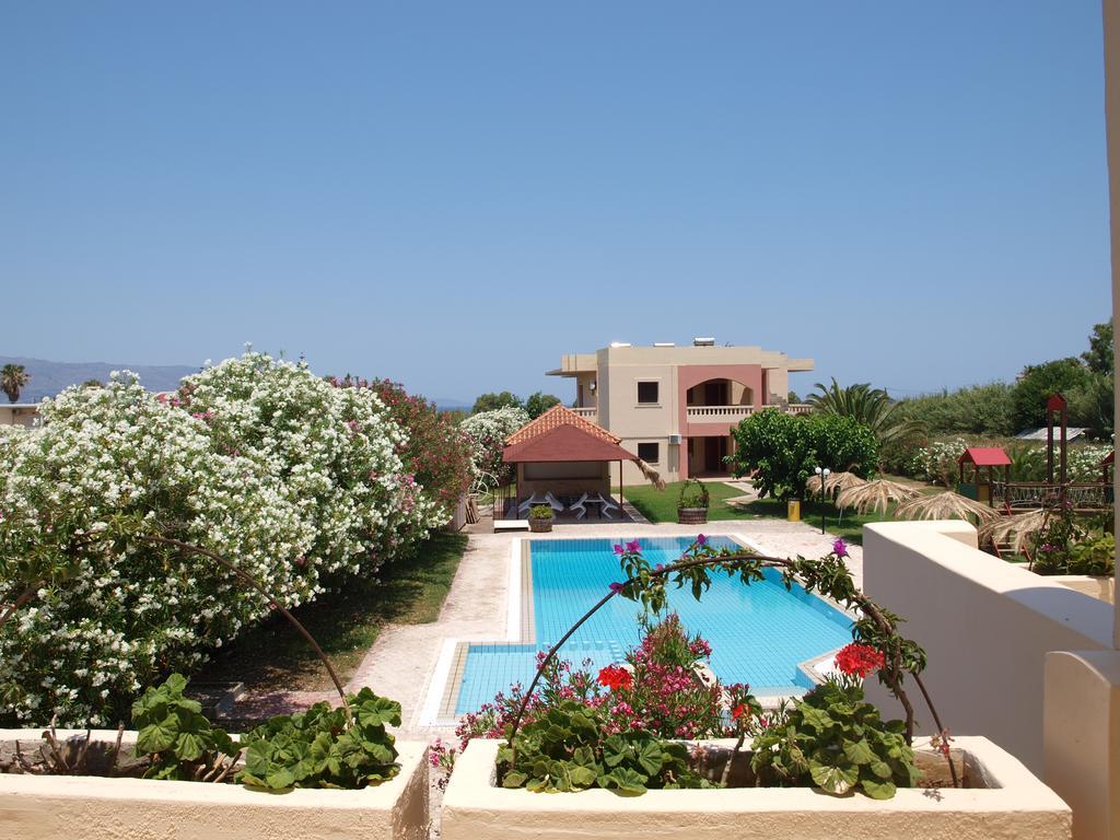 Villa Rita Apartments A Tavronitis Exteriör bild