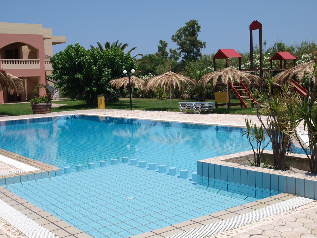 Villa Rita Apartments A Tavronitis Exteriör bild