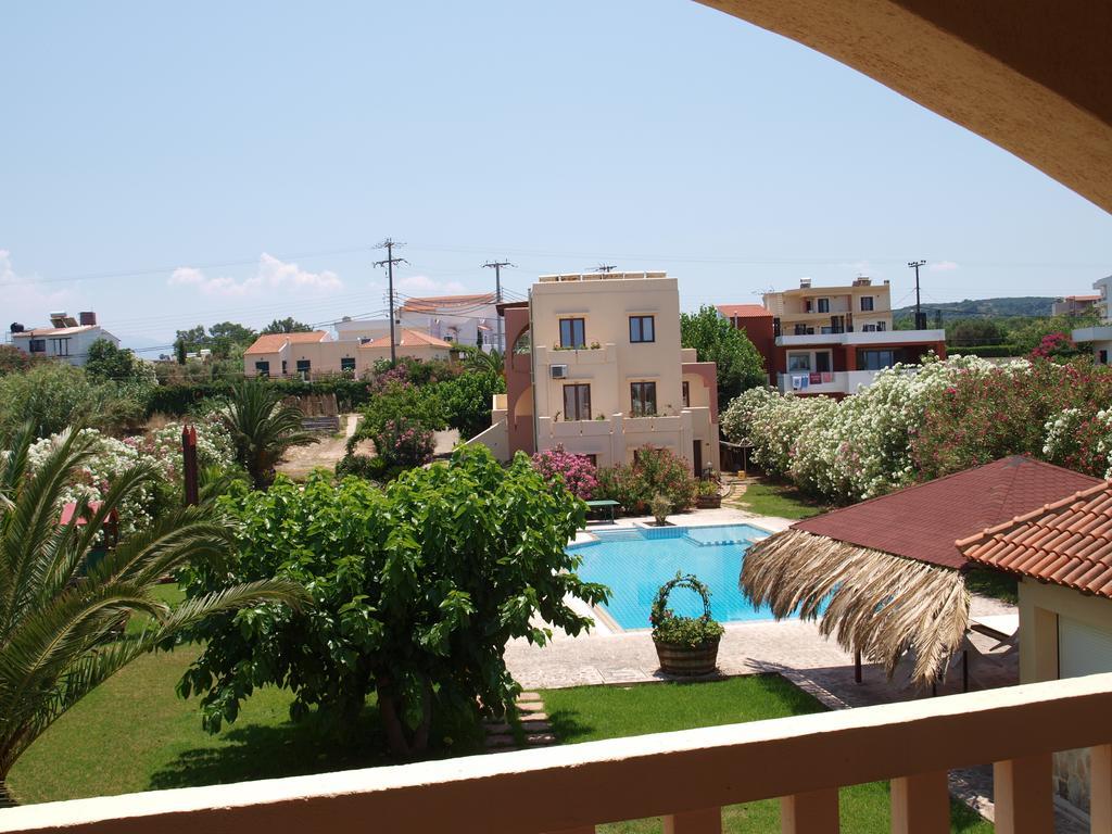 Villa Rita Apartments A Tavronitis Exteriör bild