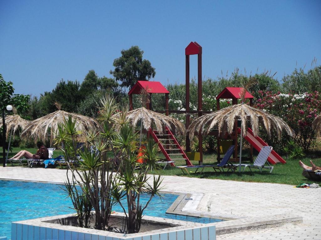 Villa Rita Apartments A Tavronitis Exteriör bild